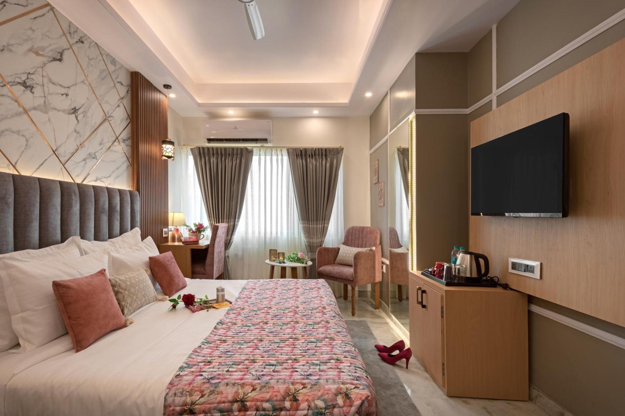 Sarang Palace - A Luxury Boutique Hotel Dźajpur Zewnętrze zdjęcie