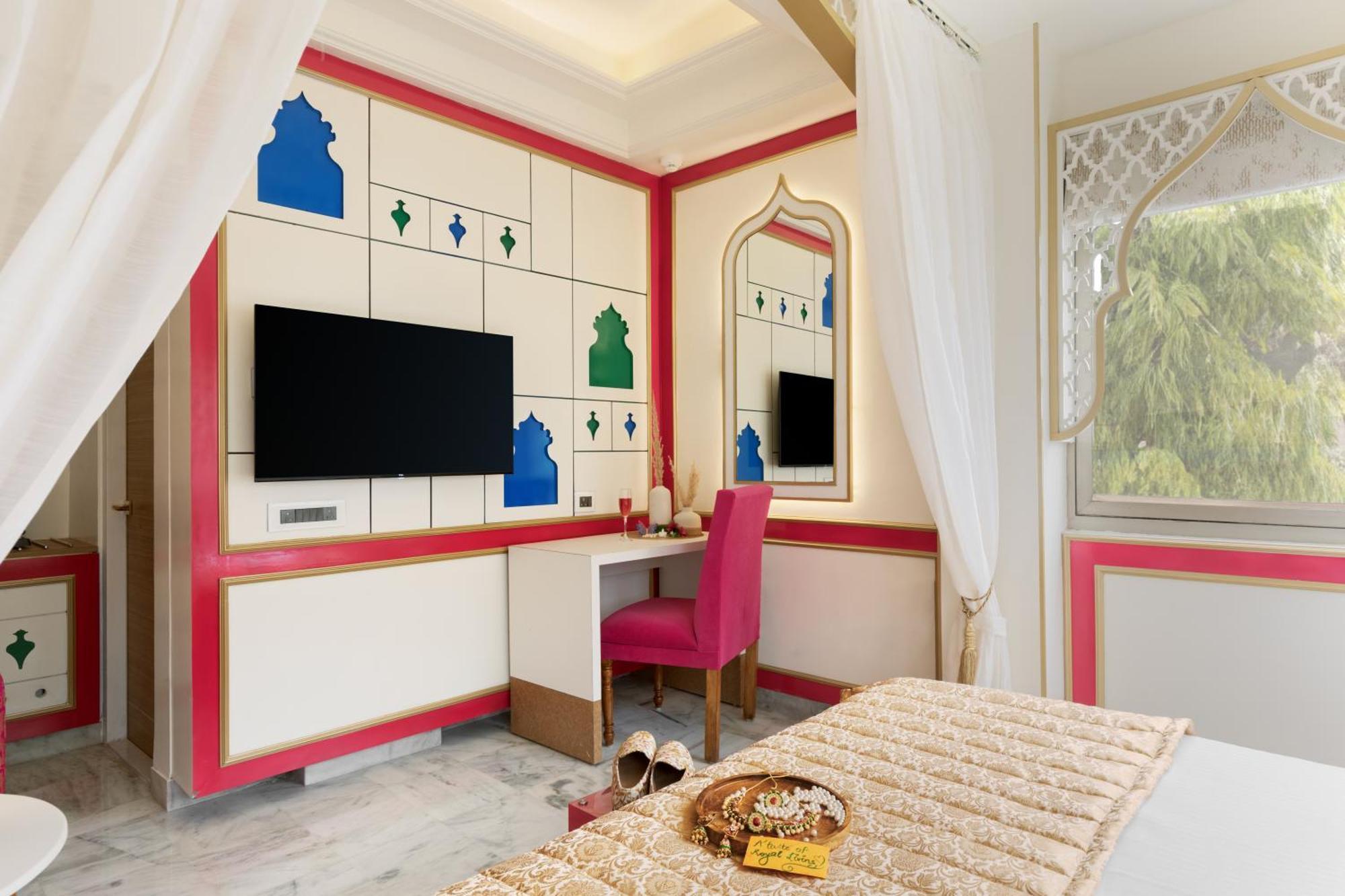 Sarang Palace - A Luxury Boutique Hotel Dźajpur Zewnętrze zdjęcie